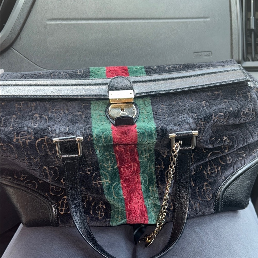 Gucci Large Boston Bag with Signature Design